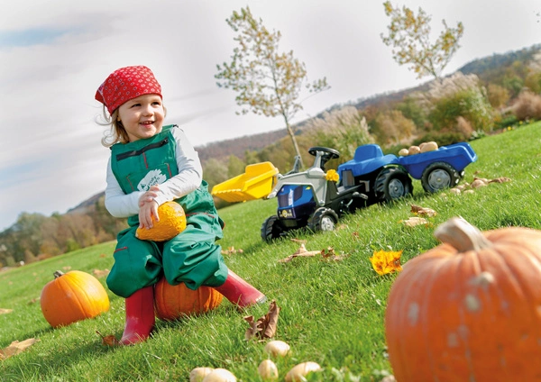 NEW HOLLAND Duży Traktor na pedały z przyczepą i łyżką