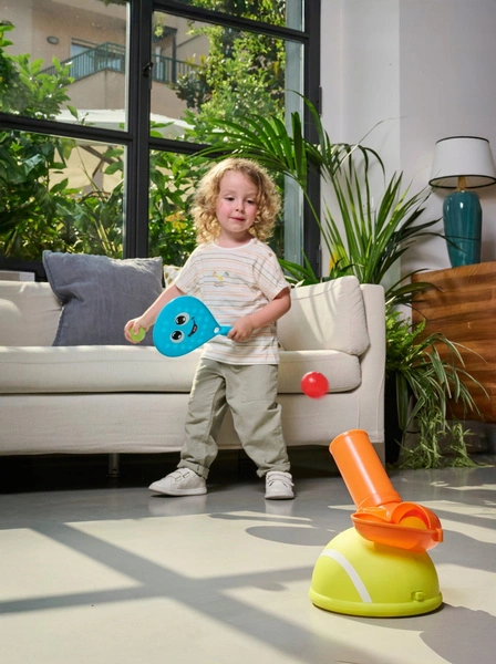 CHICCO zestaw do gry w padla dla dzieci z automatyczną wyrzutnią piłek