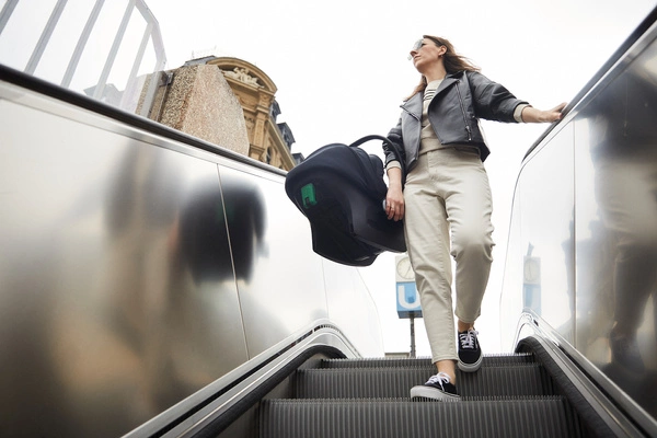 Avionaut Cosmo 2.0 lekki fotelik samochodowy nosidełko 0-13 kg 40-87 cm