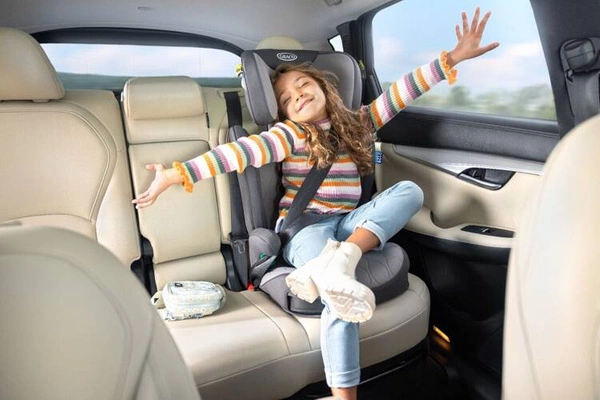 GRACO Affix i-size Fotelik samochodowy 15-36 KG 100-150 CM