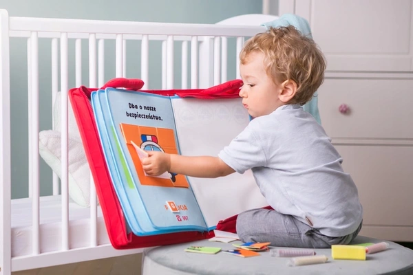 JOLLY BABY Moja Pierwsza Książeczka Mały Malarz