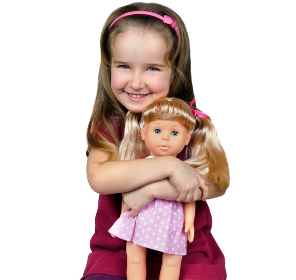 Natalia ze smartfonem lalka chodząca chodzi śpiewa