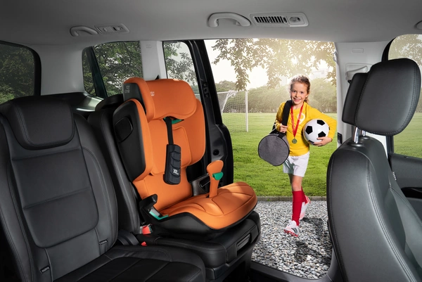 BRITAX ROMER KIDFIX i-Size fotelik samochodowy