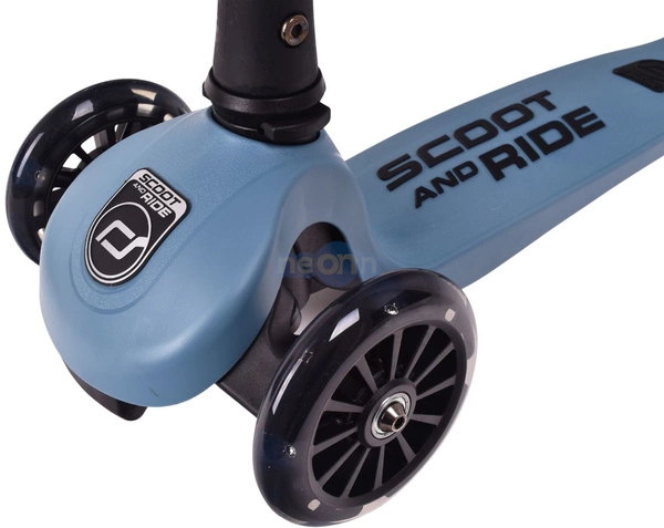 SCOOT AND RIDE HIGHWAYKICK 3 kołowa LED hulajnoga