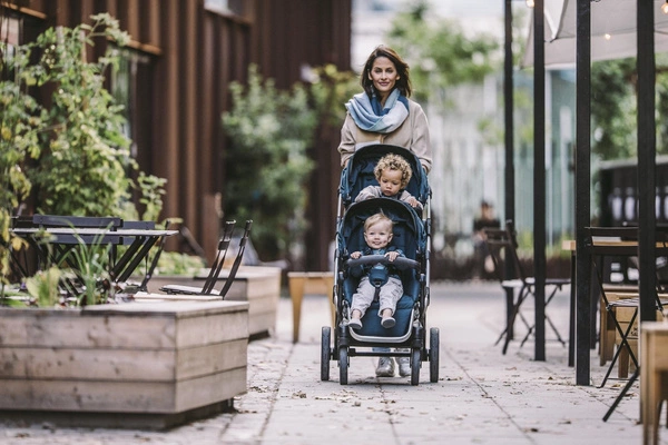 Wózek spacerowy Thule Sleek Energy Red