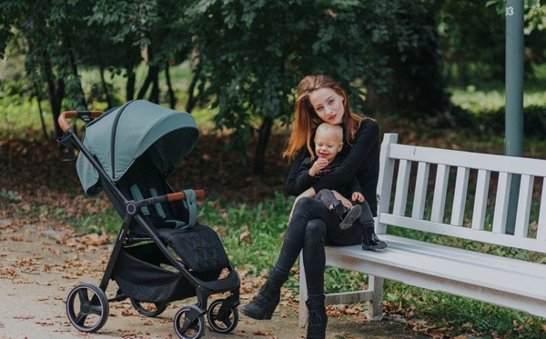 4BABY Stinger PRO Wózek spacerowy lekki składany + torba