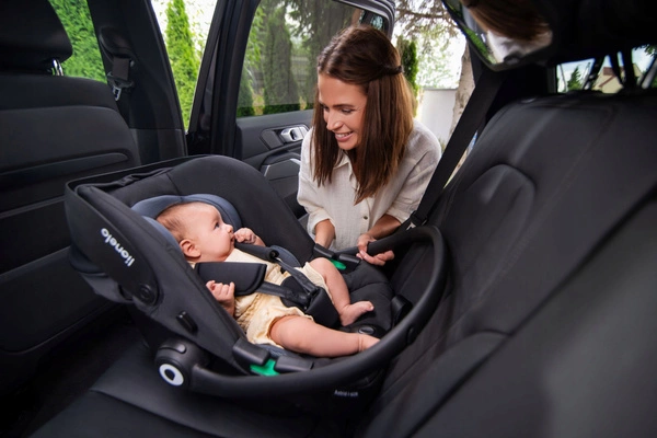 LIONELO ASTRID I-SIZE fotelik samochodowy + baza ASTRID certyfikat ADAC 5