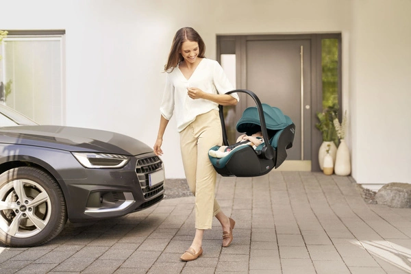 Britax Romer Zestaw Nosidło BABY-SAFE 5Z i-Size 40 - 85 cm + BAZA 5Z