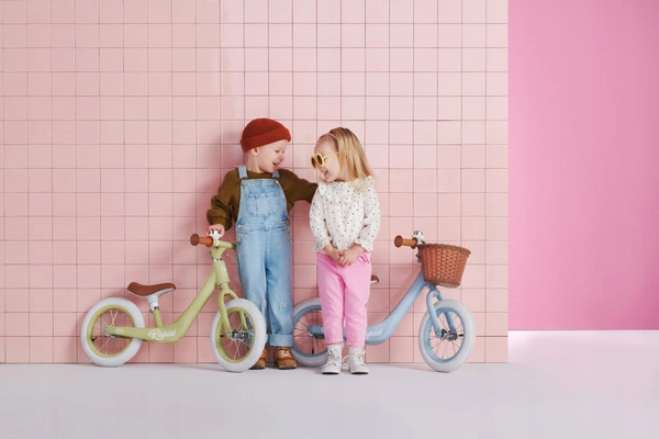 Kinderkraft Rowerek biegowy RAPID 2 lekki z koszykiem 3+