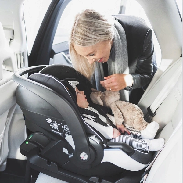 BeSafe iZi Go Modular 0-13kg FOTELIK NOSIDEŁKO