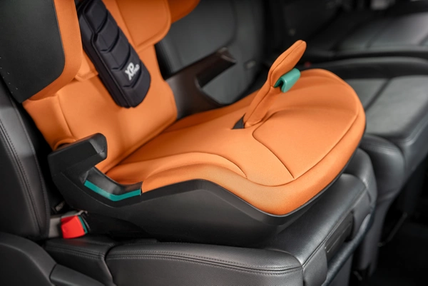 BRITAX ROMER KIDFIX i-Size fotelik samochodowy