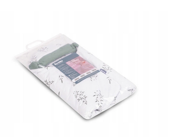 Otulacz do fotelika Lekki, ciepły i niezwykle praktyczny otwory na pasy 3-punktowe