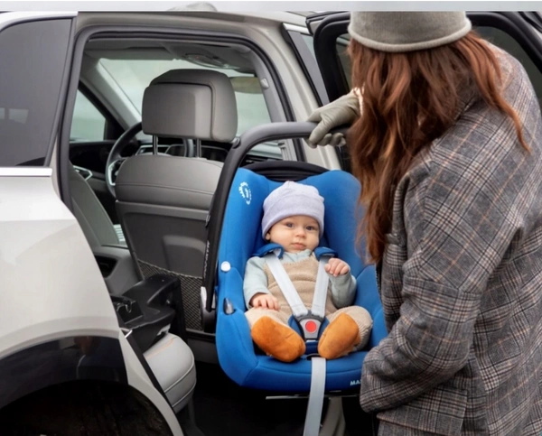 MAXI COSI TINCA FOTELIK NOSIDŁO i-size 0-13kg