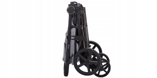 Wózek spacerowy do 22kg z pełnym wyposażeniem CARRELLO BRAVO PLUS