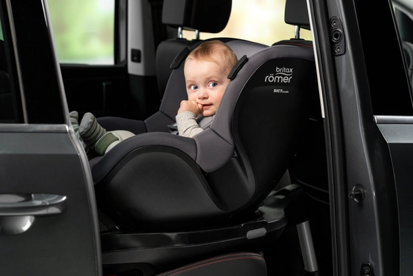 Britax Romer DUALFIX iSENSE fotelik samochodowy