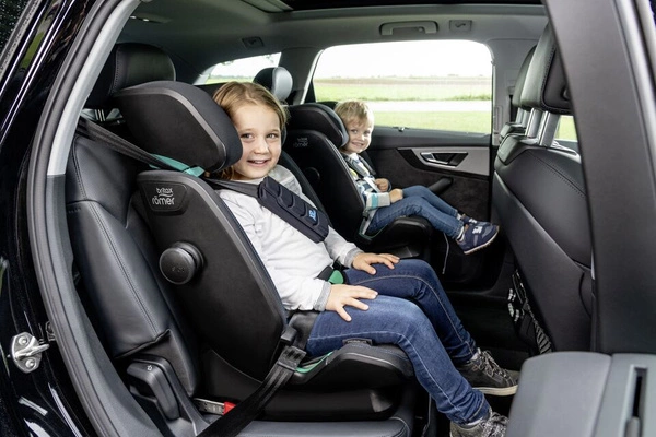 BRITAX ROMER ADVANSAFIX i-Size fotelik samochodowy 9-36kg 76-150cm Moonlight Blue