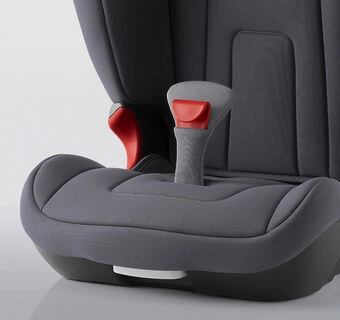 BRITAX ROMER Kidfix III M 3M Isofix fotelik 15-36