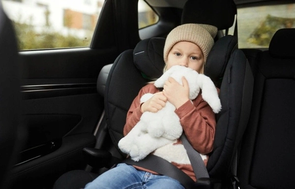 AVIONAUT MAXSPACE AIR FLOW fotelik samochodowy i-size 15-36 100-150 CM