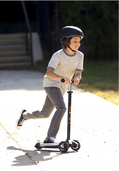 MAXI MICRO DELUXE LED hulajnoga trójkołowa 50kg