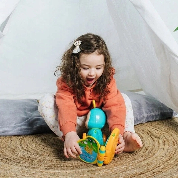 VTECH Interaktywna książeczka Motylek Cyrylek