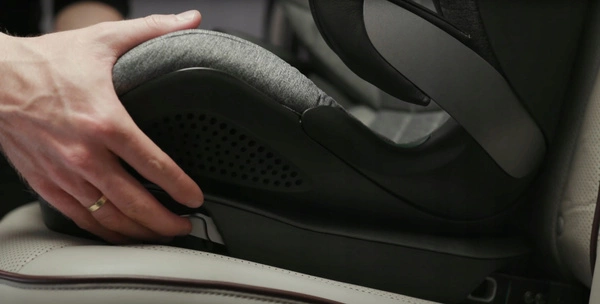 AVIONAUT MAXSPACE AIR FLOW fotelik samochodowy i-size 15-36 100-150 CM