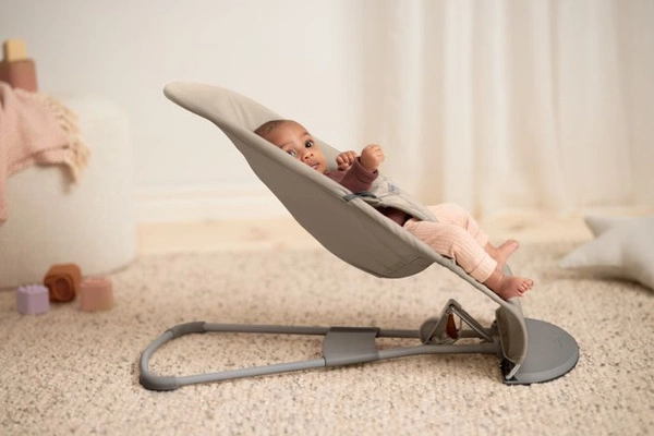 BABYBJORN - leżaczek BALANCE SOFT WOVEN/JERSEY Tri Fabric, Piaskowoszary