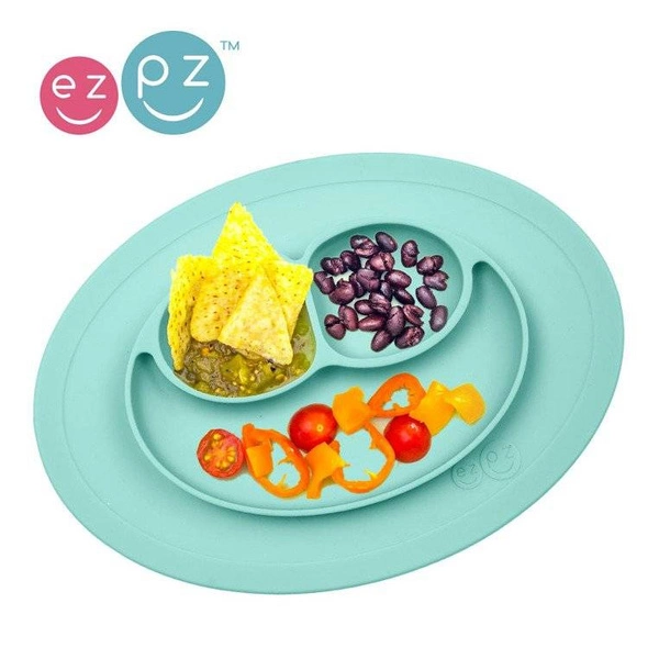 EZPZ - Silikonowy talerzyk z podkładką mały 2w1 Mini Mat, pastelowy niebieski