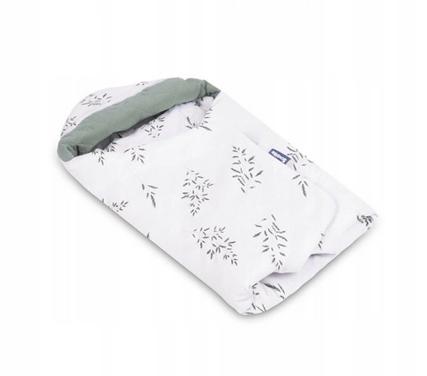 Otulacz do fotelika Lekki, ciepły i niezwykle praktyczny otwory na pasy 3-punktowe