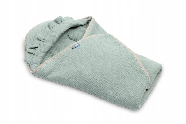 Otulacz do fotelika Lekki, ciepły i niezwykle praktyczny otwory na pasy 3-punktowe