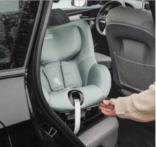 BRITAX ROMER Dualfix PRO M LUX obrotowy fotelik I-SIZE 61-105cm