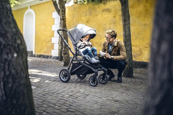 Wózek głęboko spacerowy Thule Sleek Grey Melange on Black