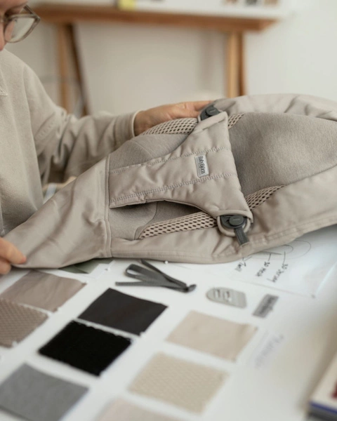 BABYBJORN - leżaczek BALANCE SOFT WOVEN/JERSEY Tri Fabric, Piaskowoszary