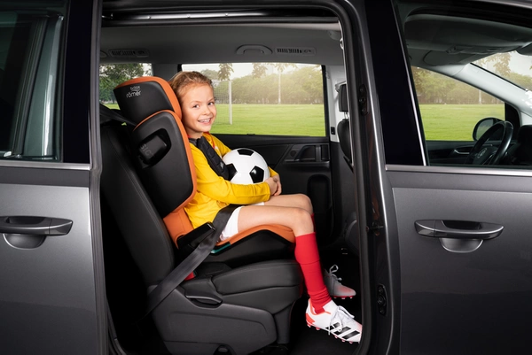 BRITAX ROMER KIDFIX PRO Classic fotelik samochodowy 100 - 150 cm i-Size