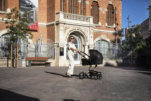 Mima Xari MAX 2w1 Wózek spacerowy GONDOLA do 22 kg