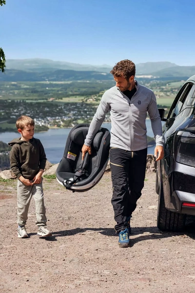 BESAFE fotelik samochodowy BEYOND 360 0-22 kg