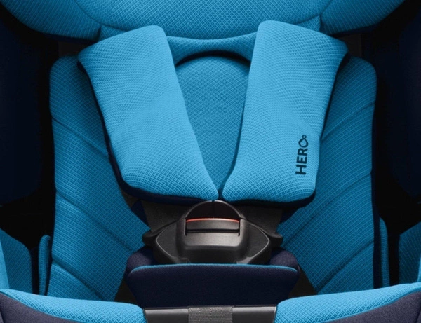RECARO Zero.1 i-Size Racing Red fotelik samochodowy obrotowy <105cm