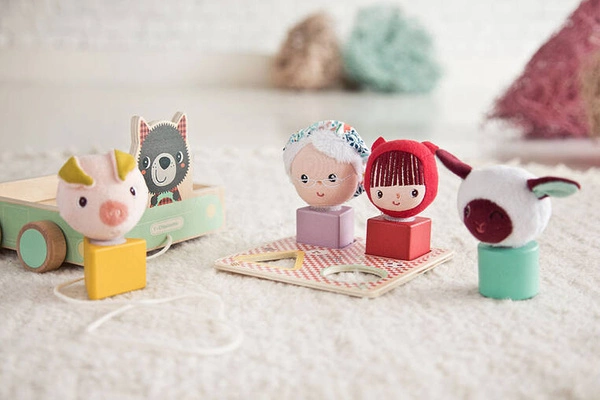 LILLIPUTIENS Drewniany wózek z sorterem do ciągnięcia Wilk Louis 12 m+