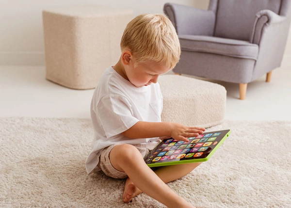 DUMEL tablet zwierzakowy alfabet literki dźwięki nauka dla dzieci gra 3+